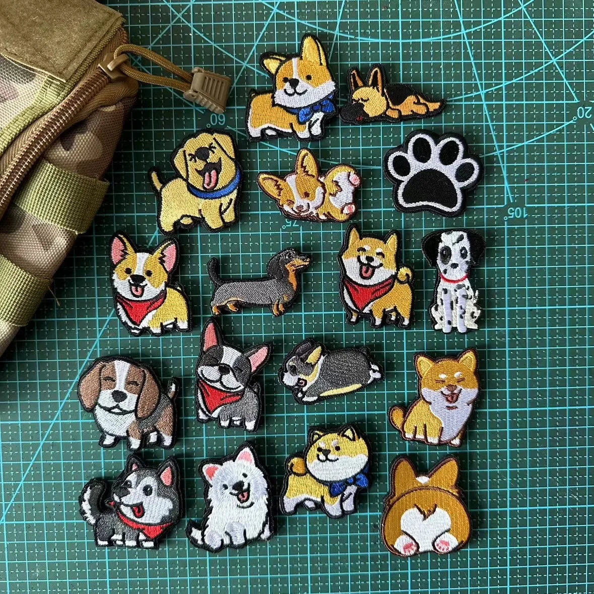 Cartoon Dog Morality Badge – Husky, Akita, Shibuya Embroidered Hook & Loop Patch for Clothing, Bags, Shoes, Hats & DIY