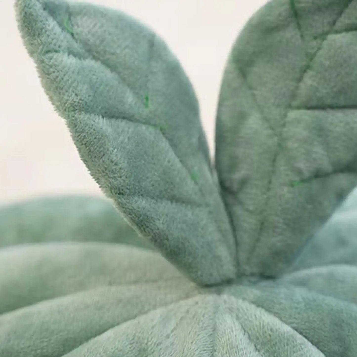 Pumpkin Cat Bed – Thickened Enclosed Plush Cat House for Winter