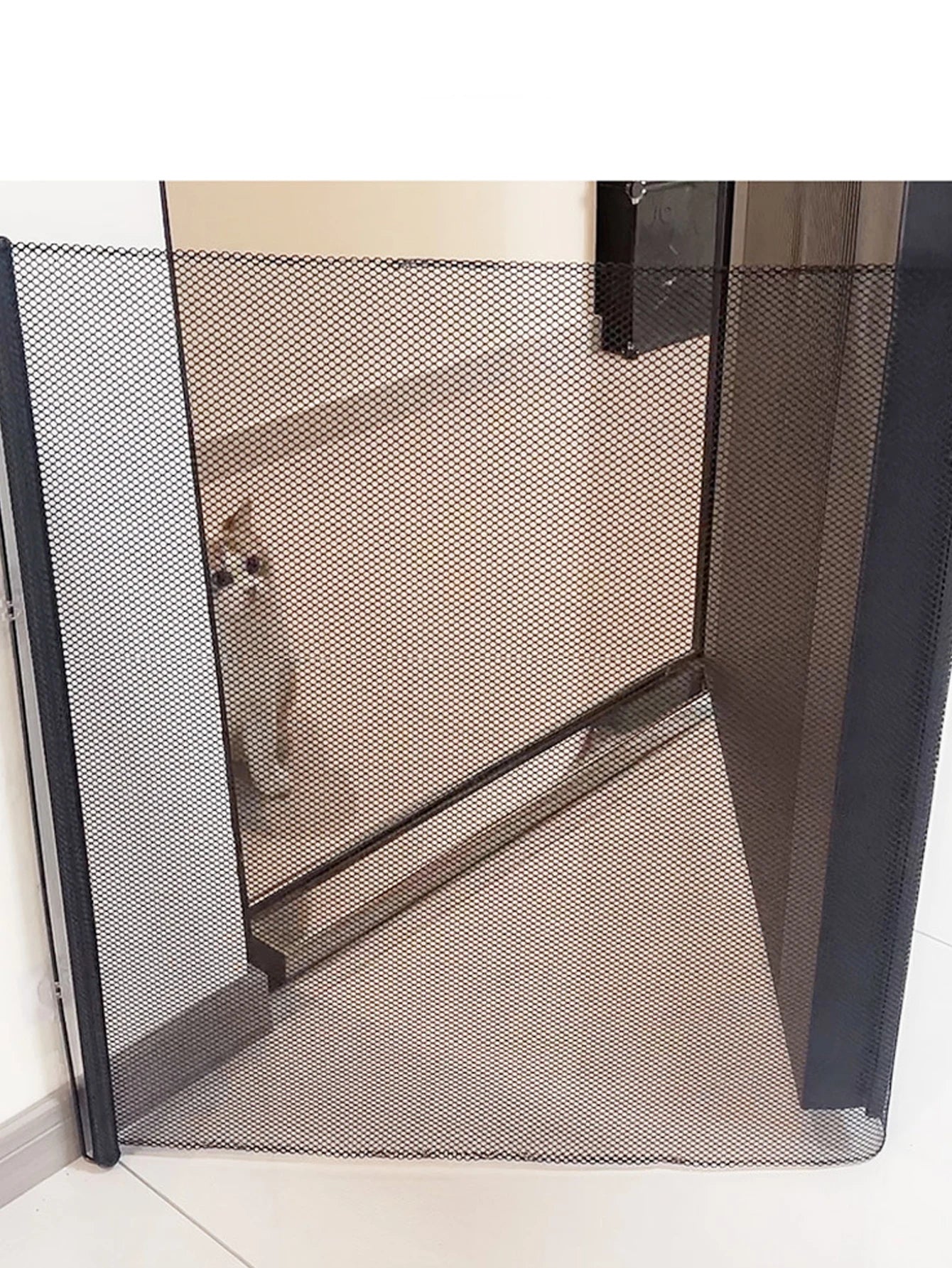Retractable Mesh Pet Gate for Dogs & Cats – Indoor & Outdoor Safety Fence