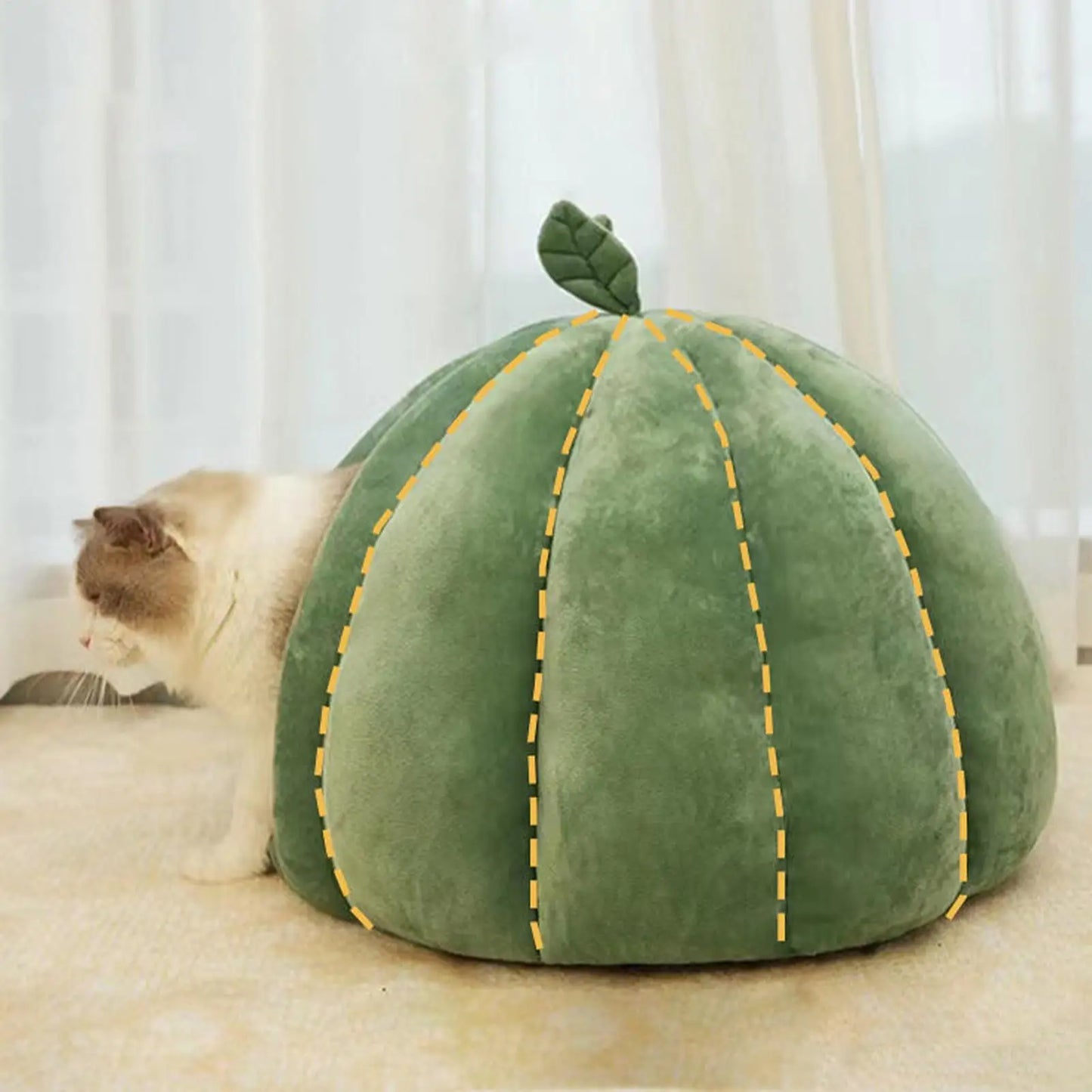 Pumpkin Cat Bed – Thickened Enclosed Plush Cat House for Winter