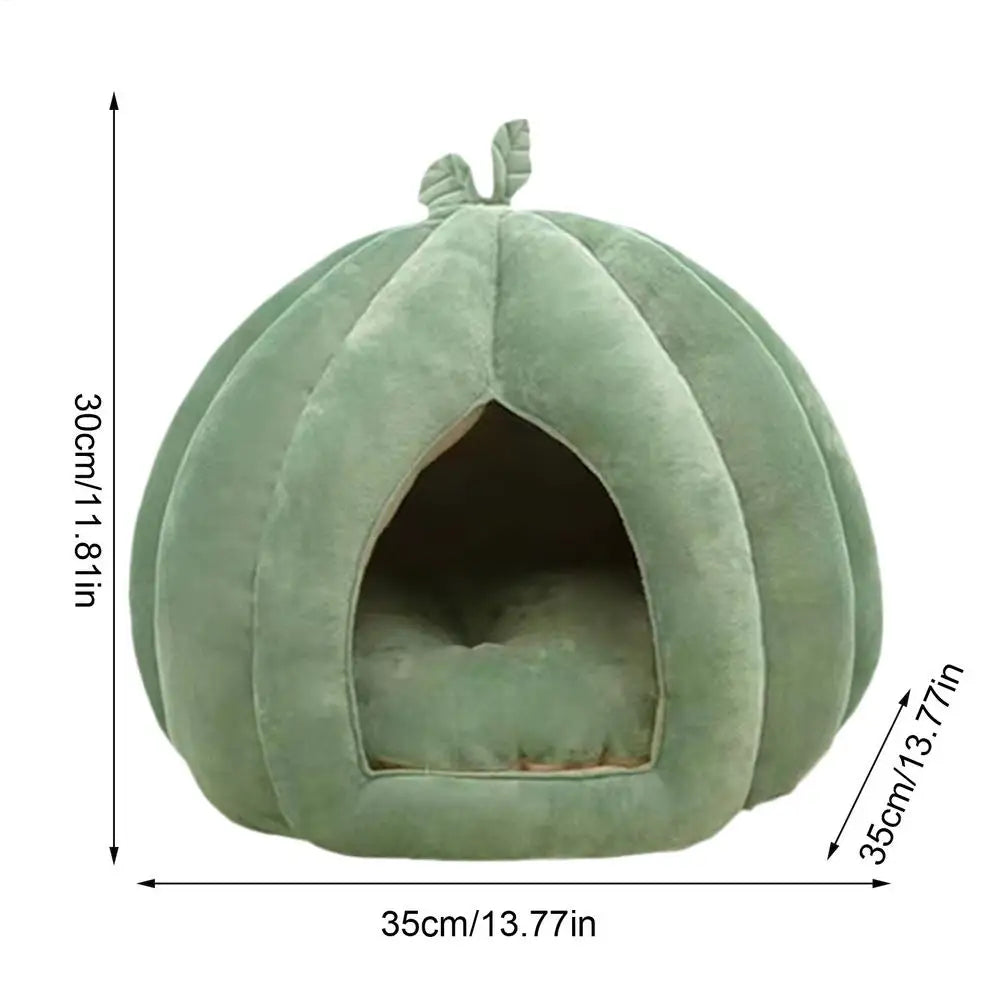 Pumpkin Cat Bed – Thickened Enclosed Plush Cat House for Winter