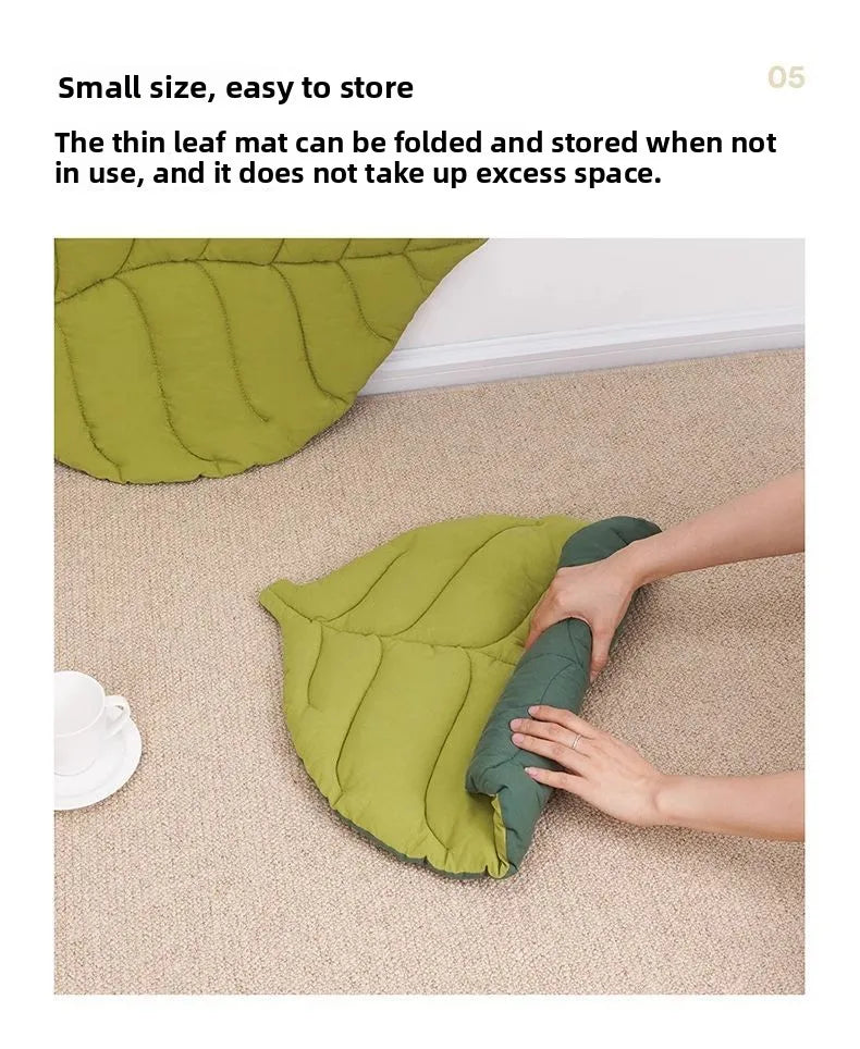 Leaf-Shaped Soft Washable Pet Bed Mat for Cats & Small Dogs